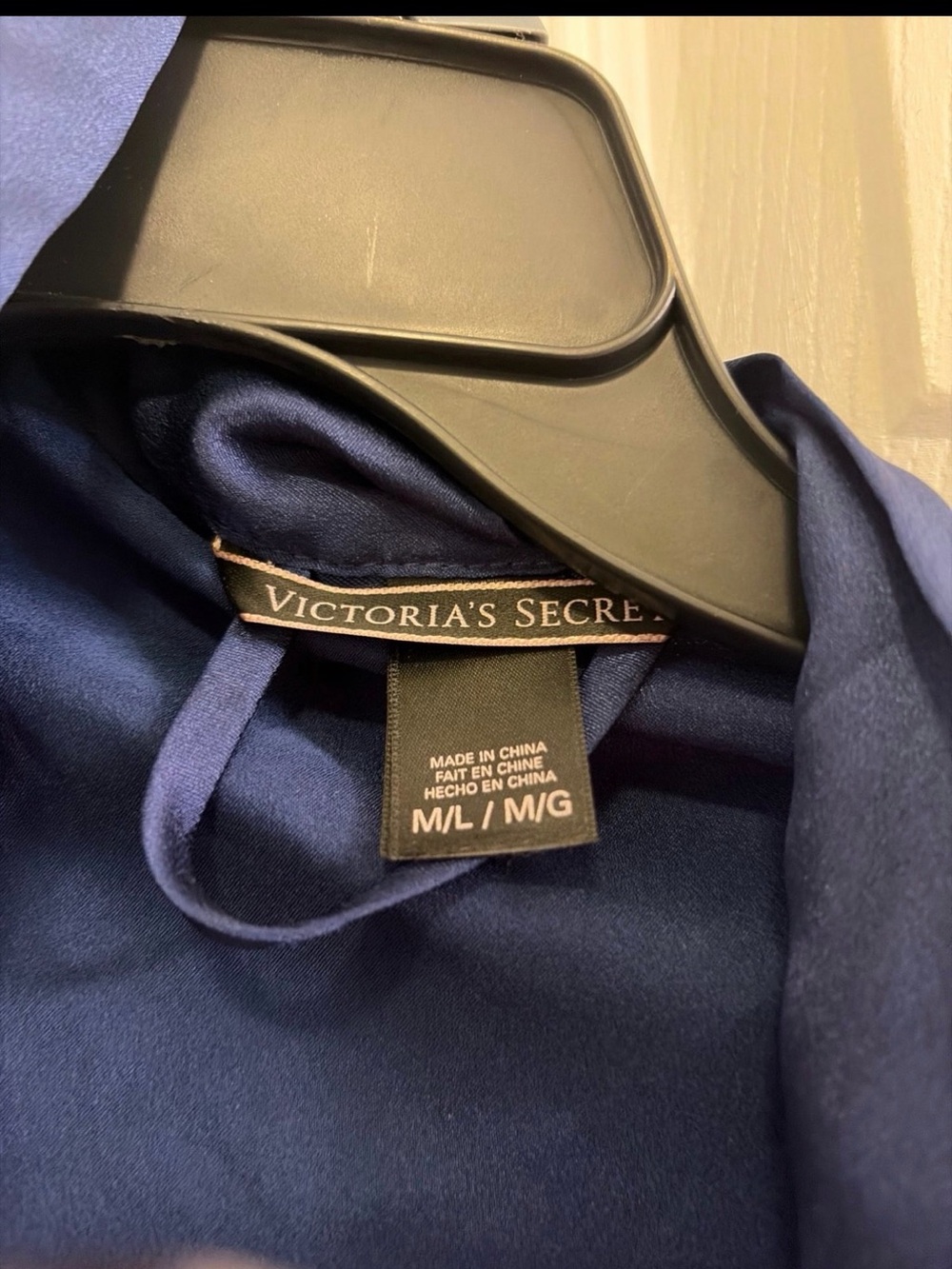 2 robes - Picture 5 of 7